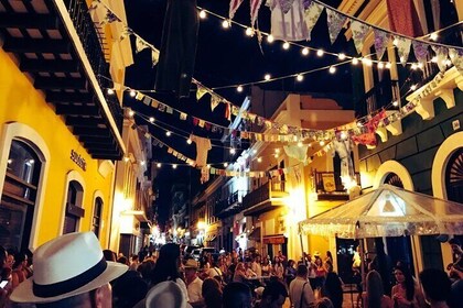 Tour de vida nocturna de San Juan en UTV Can-Am