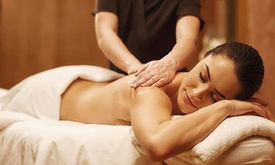 Vietnam: Herbal Signature Massage