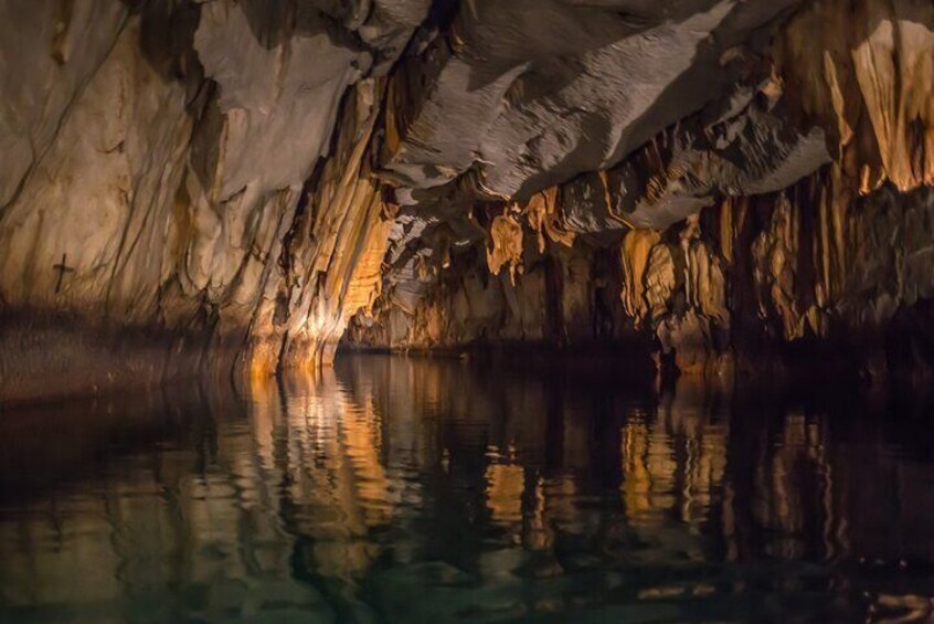 Private Tour Underground River,ugong cave,zipline, mangroove boat