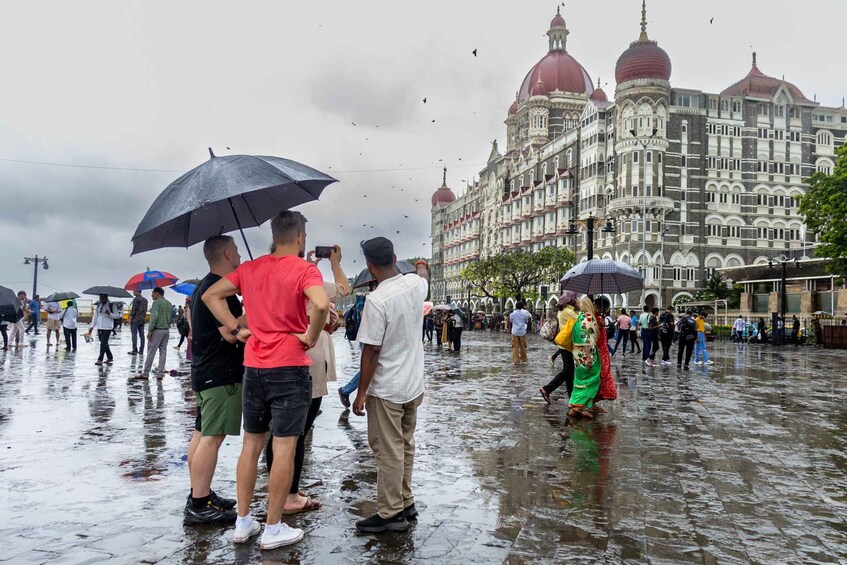 Mumbai: 5-Hour Private Half-Day Sightseeing Tour