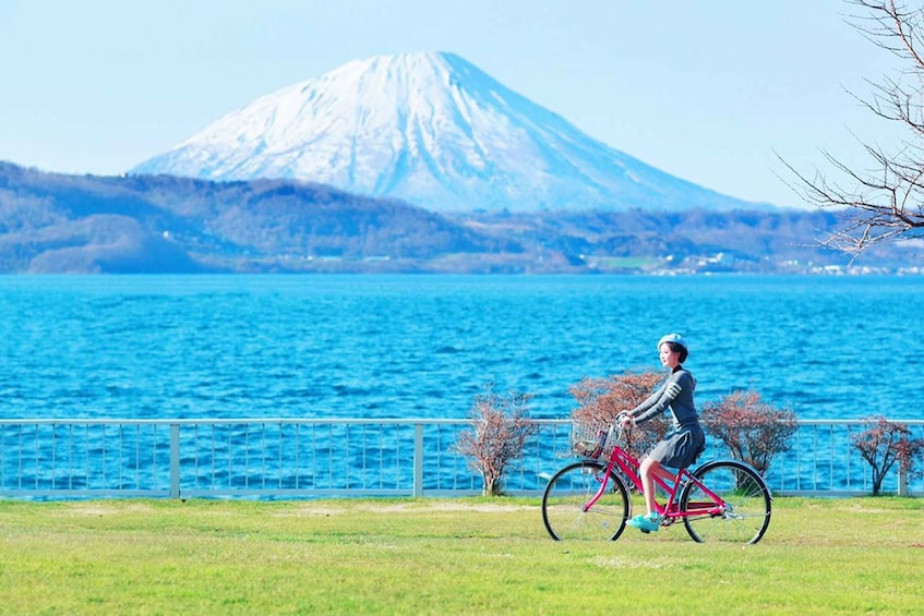 Picture 1 for Activity Hokkaido: Noboribetsu, Lake Toya and Otaru Full-Day Tour