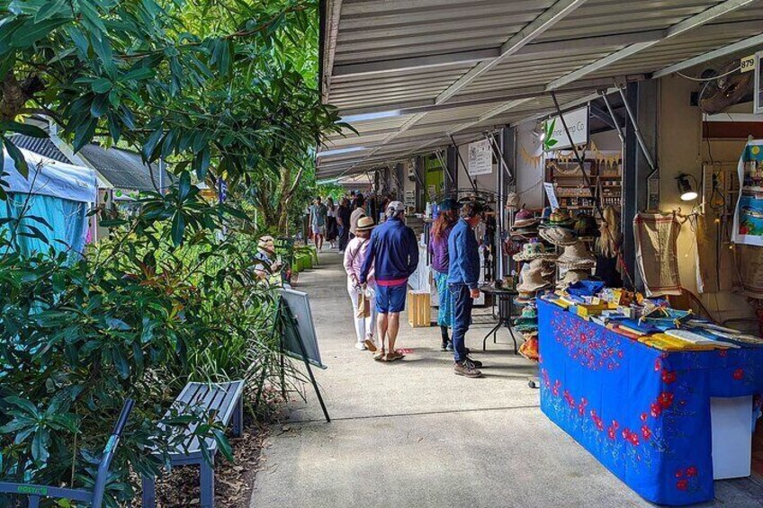 Full Day Private Tour Noosa Eumundi Markets Glass House Mountains