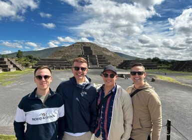 Teotihuacanin pyramidit Yksityinen kierros