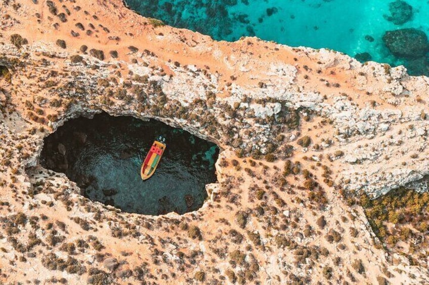 4 Hour Private Boat Tour Around Comino and Gozo