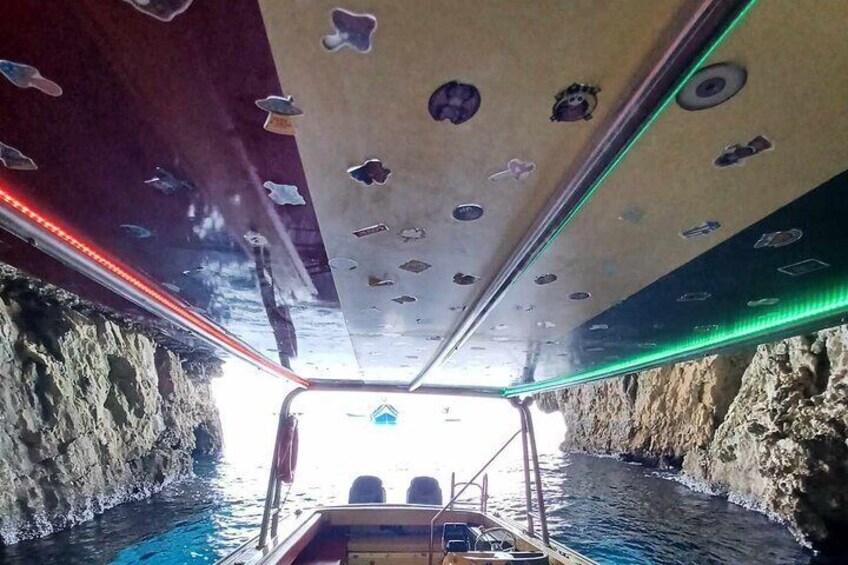 4 Hour Private Boat Tour Around Comino and Gozo