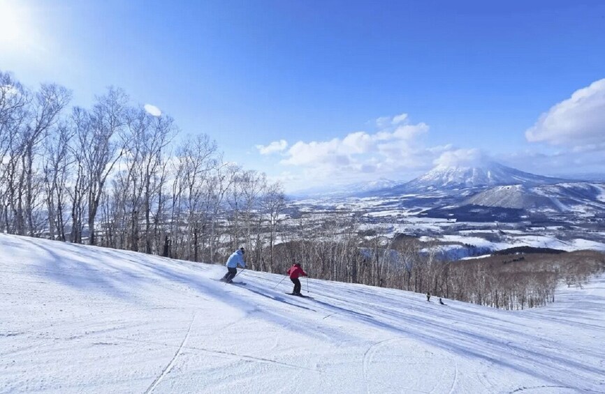 Hokkaido: Full-Day Sapporo Ski Resort Trip with Gear Options