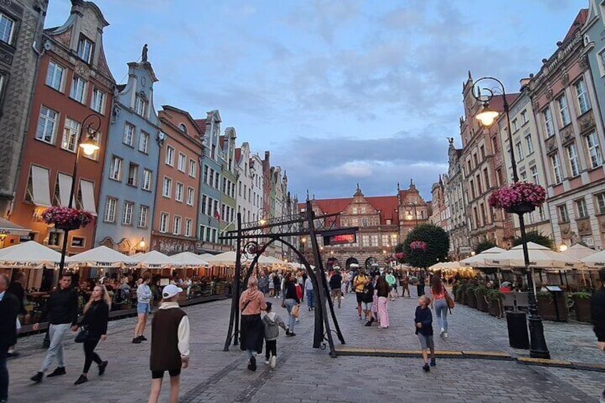 The Watchmaker's Curse in Gdansk City Exploration Game