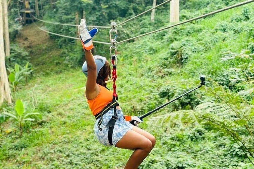 6 Hours Giant Zipline Adventure Park in Fiji