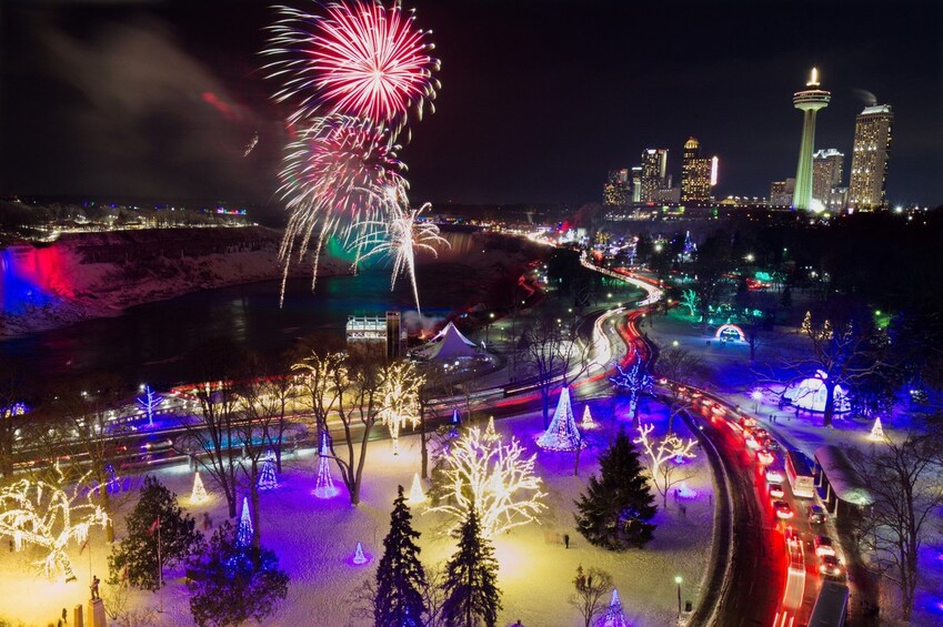 From Toronto: Winter Festival of Lights Niagara Falls Evening Tour