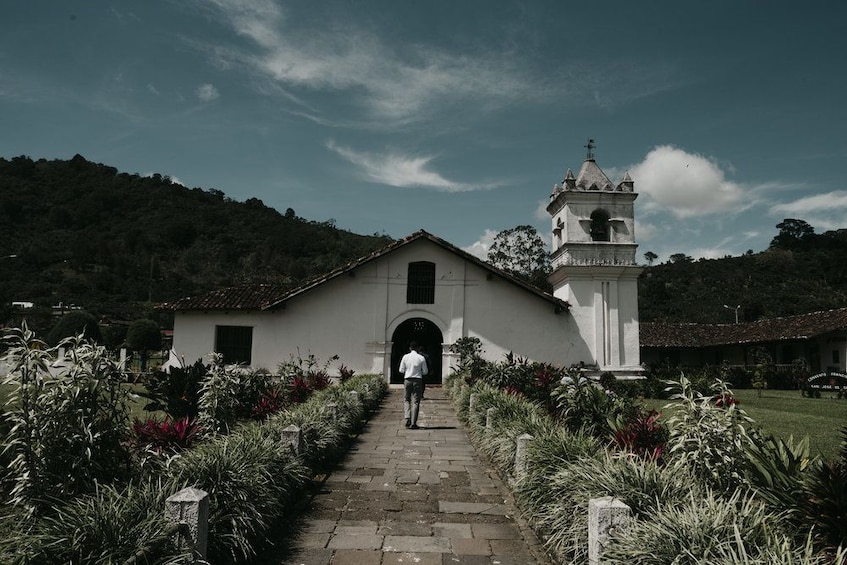 Orosi Valley & Lankester Garden Day Tour