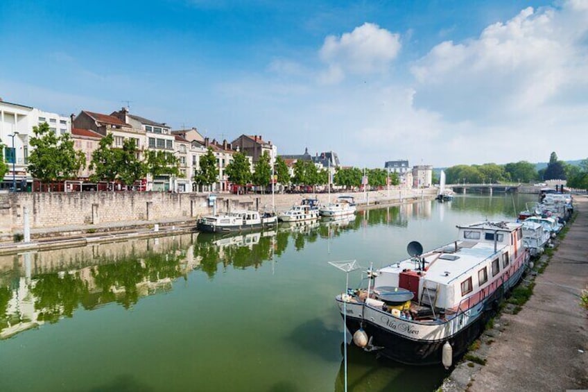 Canal of the Meuse