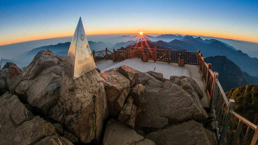 Vietnam: Sapa Tour 2 Days Explore Fansipa Peak And Cat Cat Village
