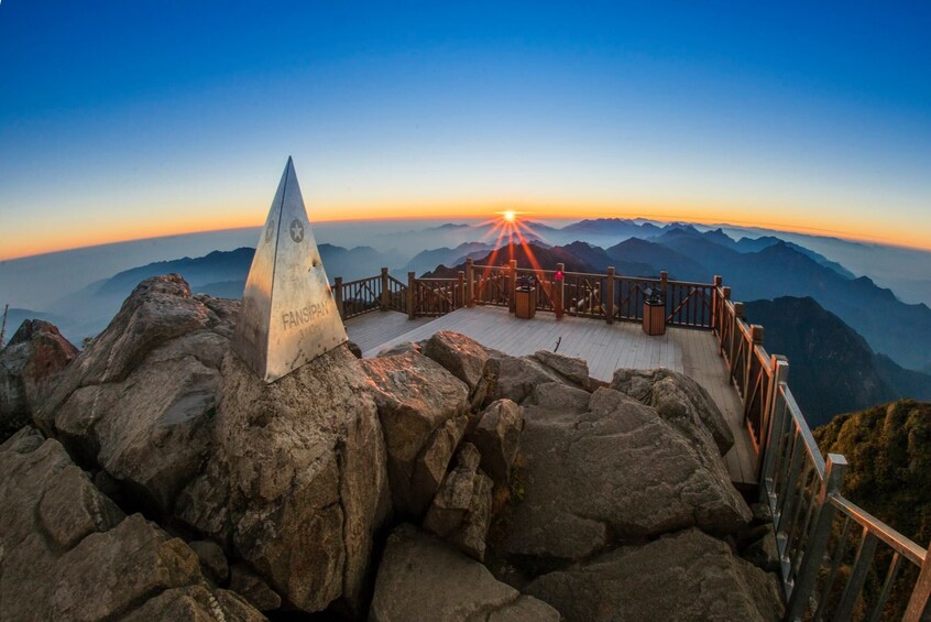 Vietnam: Sapa Tour 2 Days Explore Fansipa Peak And Cat Cat Village