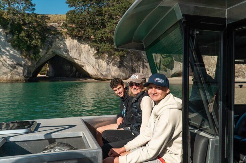 Cathedral Cove Coast and Cave Activity