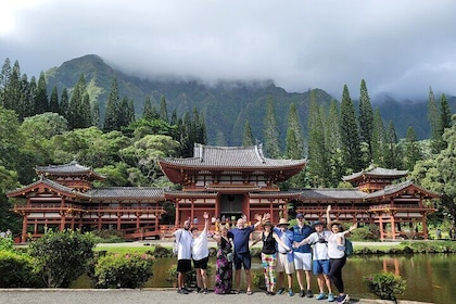 Private: Byodo-in Temple with Discounted Waimea Botanical Garden