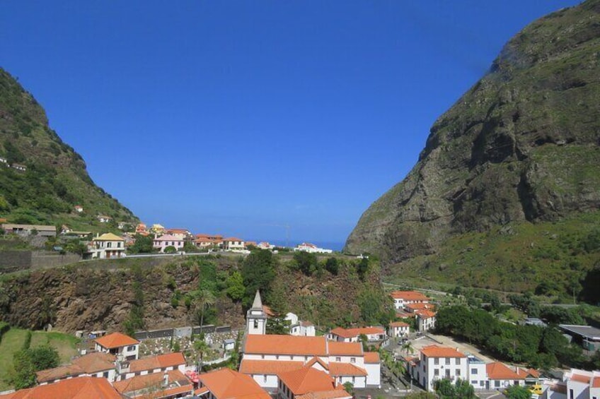 Wine & Cabo Girão Jeep Safari : Unveiling Madeira's Treasures