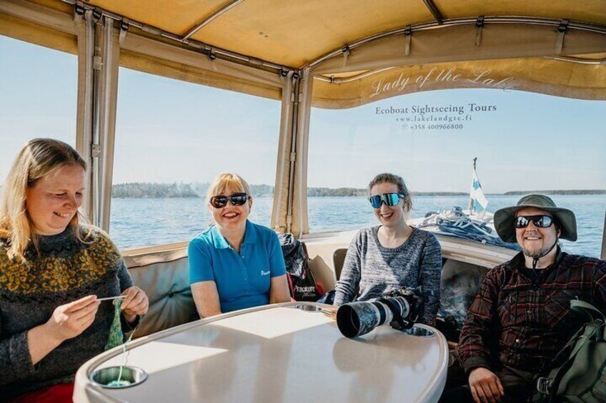 The cabin guarantees a safe and comfortable cruise