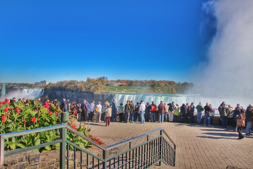 Epic Niagara: The All Inclusive American & Canadian Falls Tour