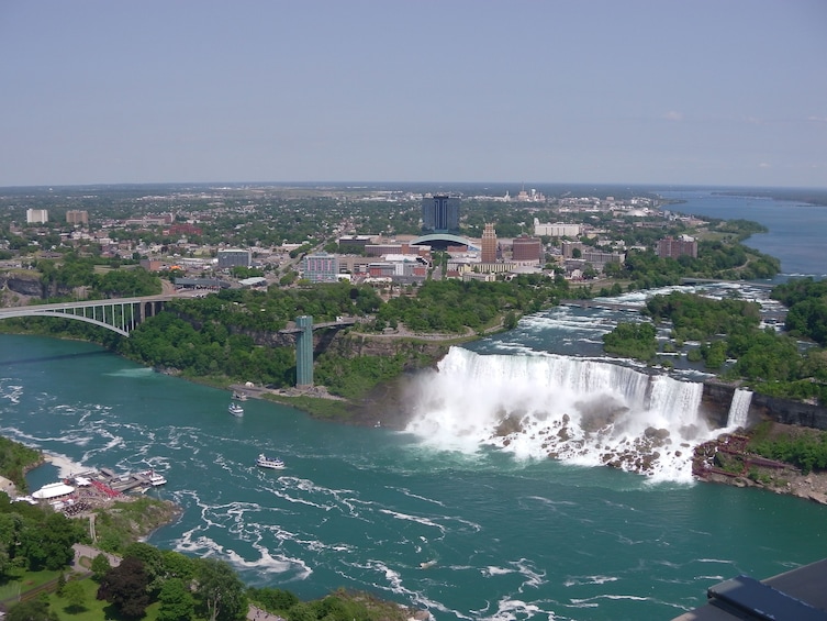 Epic Niagara: The All Inclusive American & Canadian Falls Tour