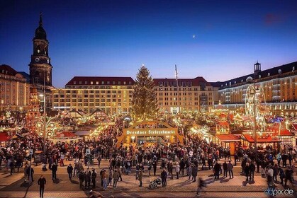 WonderFULL Dresden at Christmas Private Tour
