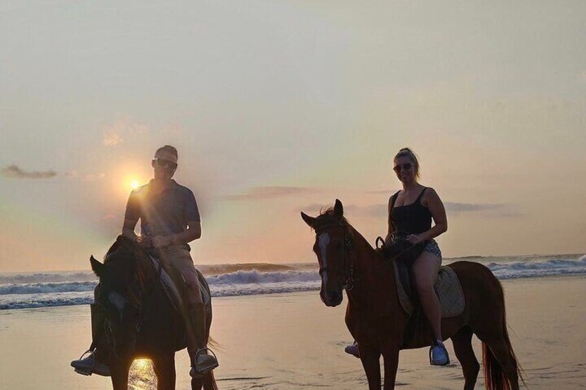 1 hour Bali Horse Riding saba beach Luxury experiance