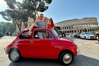 Private: 3 hours panoramic tour of Rome aboard a vintage Fiat 500