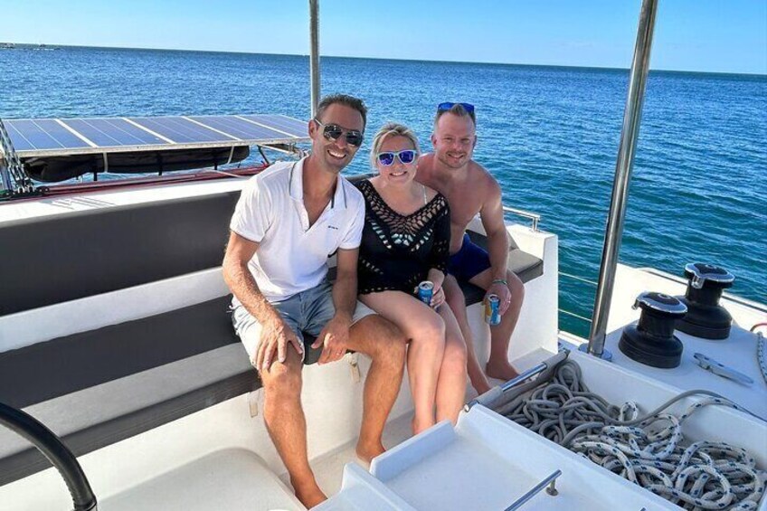 Luxury and Adventure: Coral Dreams Catamaran Playa Tamarindo