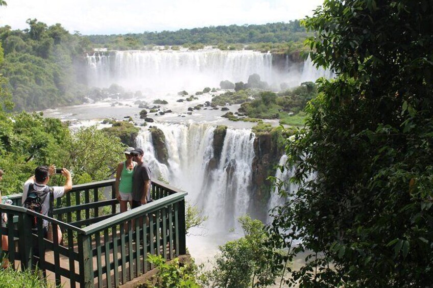 Iguazu Falls Full Day Tour Brazil and Argentina