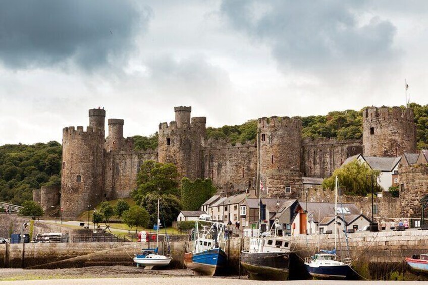 Private Culinary and Historical Tour in Conwy Castle