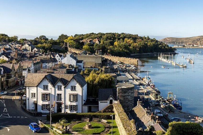 Private Culinary and Historical Tour in Conwy Castle