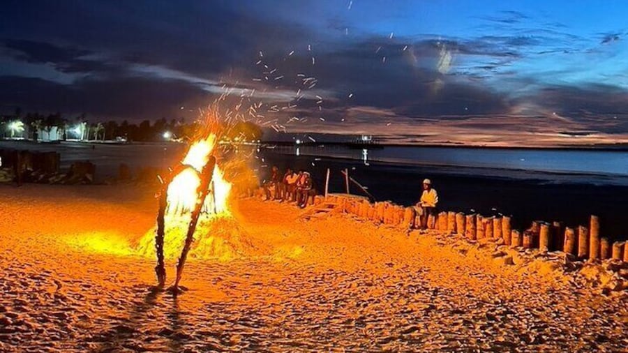 Half Day Private Tour to Kuza Cave & Kae Sunset Beach Bar