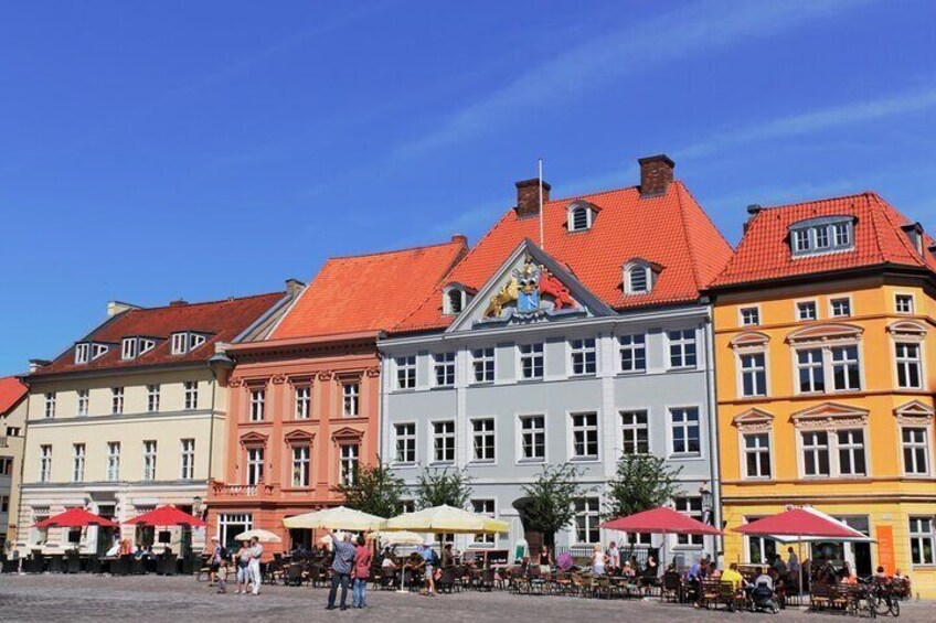 Stralsund Old Town Walking Tour, St Mary's Church with Guide