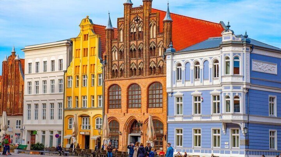 Stralsund Old Town Walking Tour, St Mary's Church with Guide