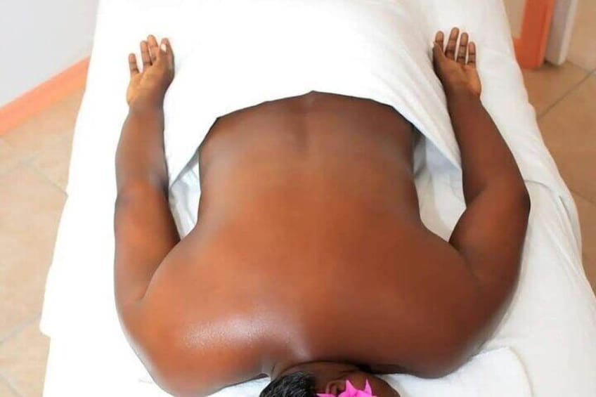 Relaxation and Therapy Massage in Paradise Turks and Caicos