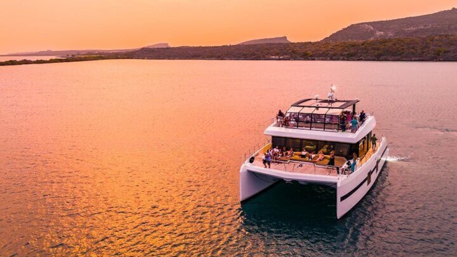 Sunset Tour with Luxury Catamaran Yacht - All Inclusive Trip