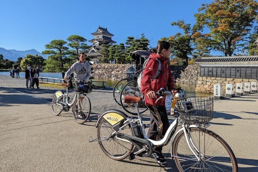 eTour de Matsumoto - Electric Bike Tour