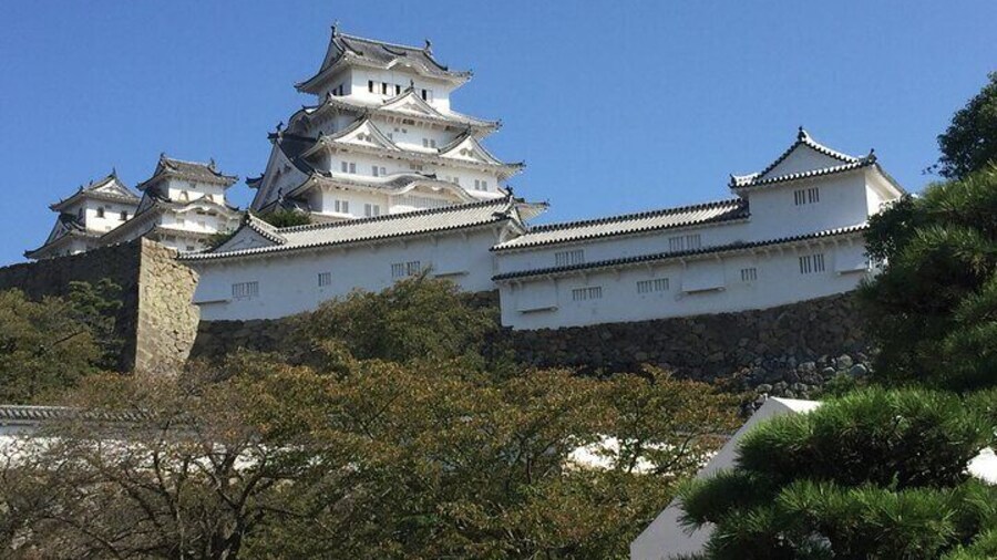 Full-Day Private Guided Tour to Himeji and Kobe Cities