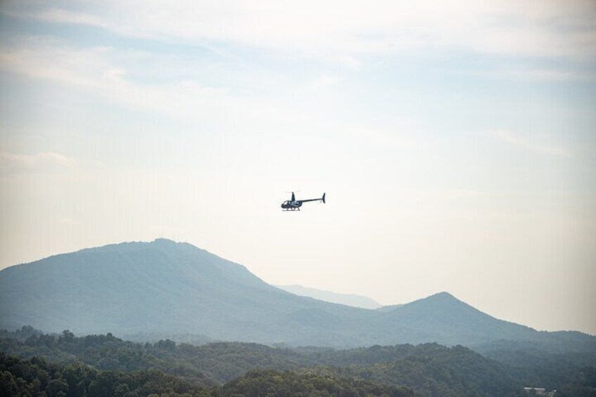 Helicopter Ride in Smoky Mountain Sevierville Mountain Jumper