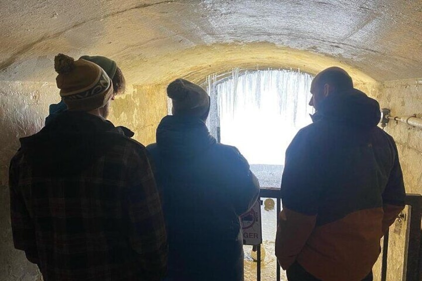 Explore Niagara on a Sightseeing Boat Tour!