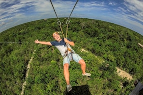 Jungla Maya Native Park Zipline & Cenote Snorkeling Tour