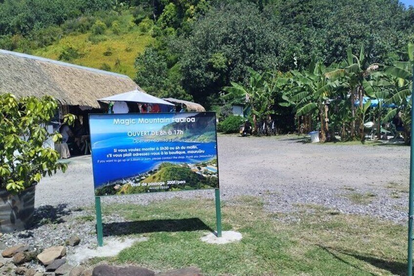 The entrance to the magic mountain