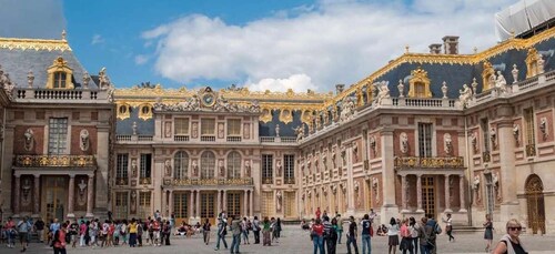 En dag i Ludvig XIV:s liv (Versailles slott)