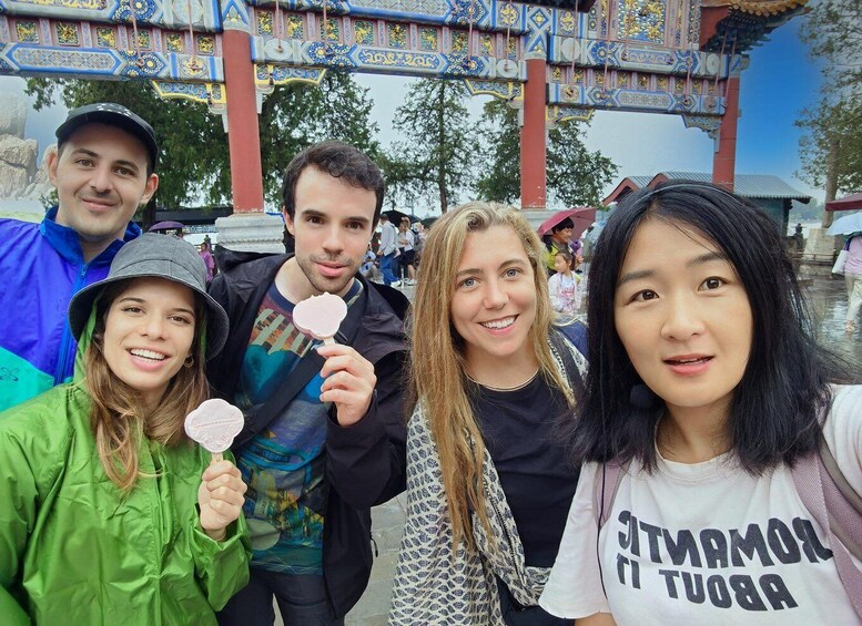 Picture 19 for Activity Beijing: Summer Palace & Temple of Heaven Tickets and Tours