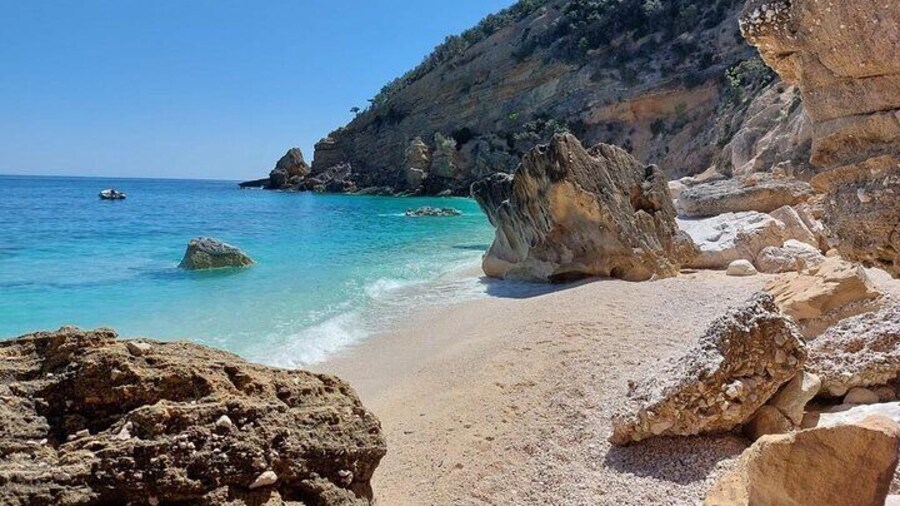 One Day Guided boat tour along the Baunei coast from Arbatax