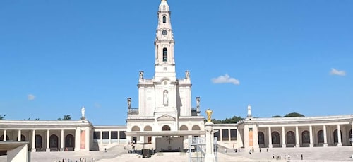 Half Day Fátima Santuary (Optional Mass) Private Tour 5h