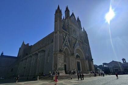 Private Historical and Wine Tour in Orvieto