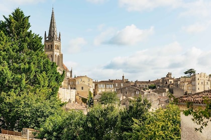 จากบอร์กโดซ์: ทัวร์แซ็งเตมีลียงครึ่งวันและชิมไวน์