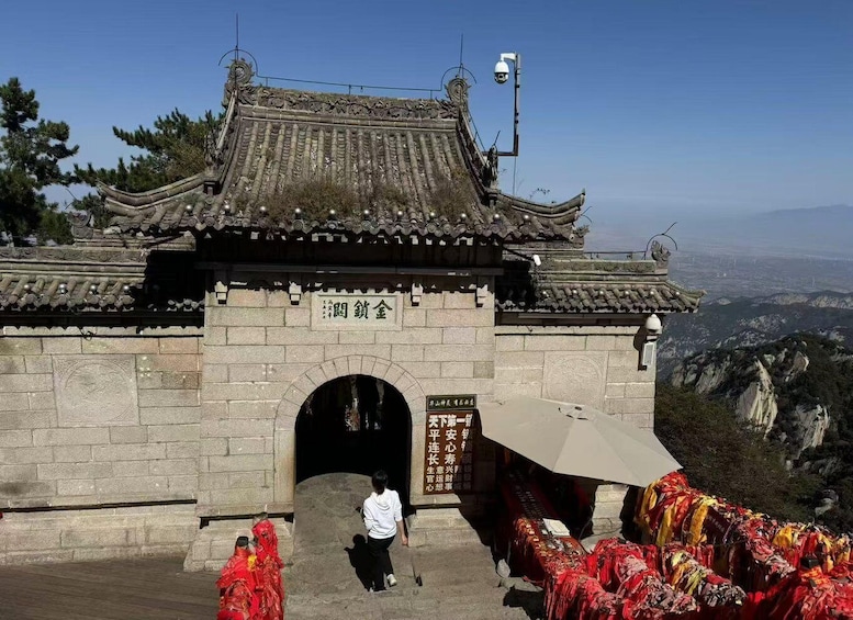 Picture 4 for Activity Hua Shan Mountain Private day Tour