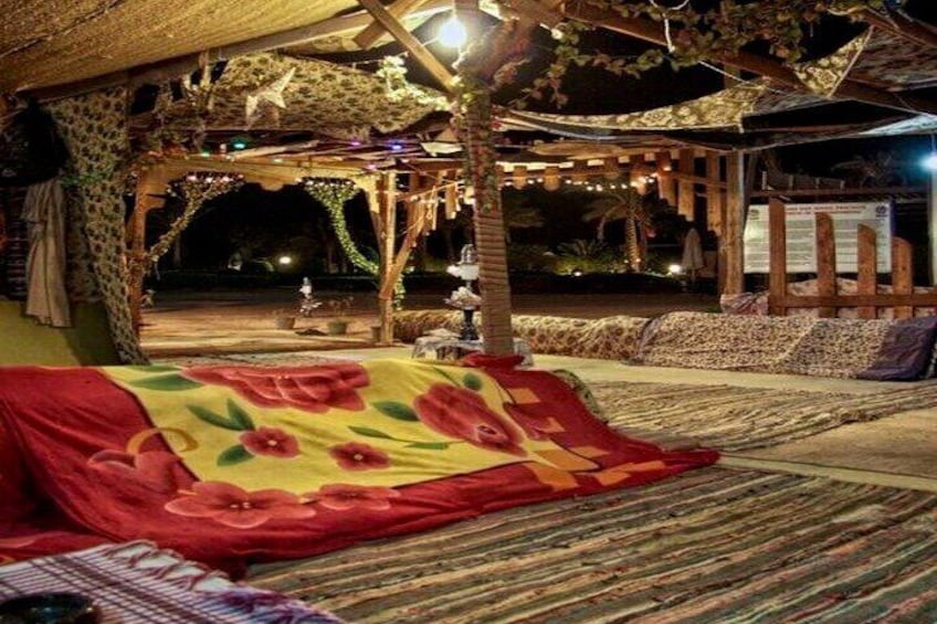 Hurghada Night Adventure JeepTour Stargazing and Dinner in Desert