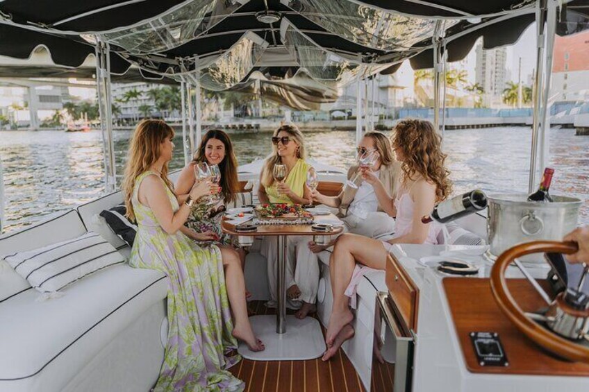 Luxury Shared E-Boat Cruise with Wine and Charcuterie Board